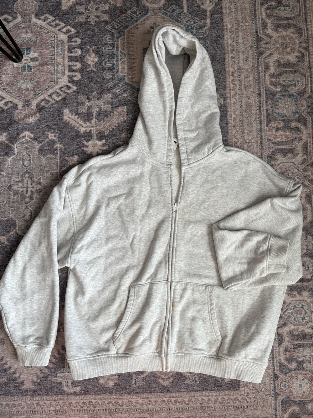 Light Gray Full-Zip Hoodie with Hood and Kangaroo Pockets
